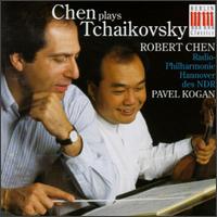 Chen Plays Tchaikovsky von Robert Chen