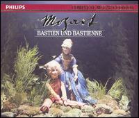 Mozart: Bastien und Bastienne von Uwe Christian Harrer