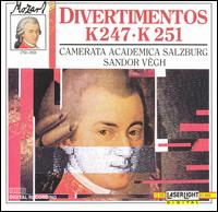 Mozart: Divertimentos, K247 & 251 von Sandor Végh