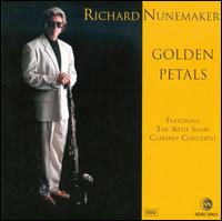 Golden Petals von Richard Nunemaker