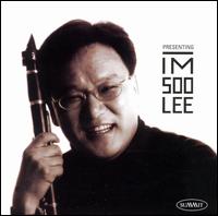 Presenting Im Soo Lee von Im Soo Lee