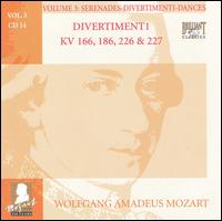 Mozart: Complete Works, Vol. 3 - Serenades, Divertimenti, Dances, Disc 14 von Various Artists