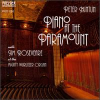 Piano at the Paramount von Peter Mintun