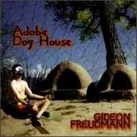 Adobe Dog House von Gideon Freudmann