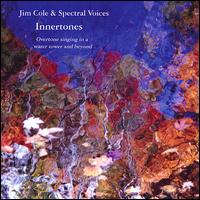 Innertones: Mesmerizing Overtone Singing in a Water Tower... von Jim Cole