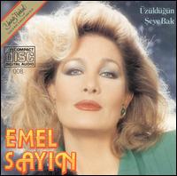 Üzüldügün Seye Bak von Emel Sayin
