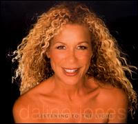Listening to the Light von Daline Jones