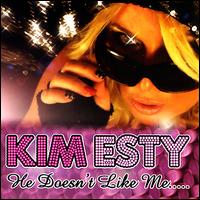He Doesn't Like Me...(He Likes My Brother) von Kim Esty