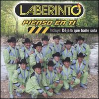 Pienso en Ti von Grupo Laberinto