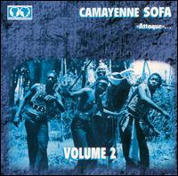 Attaque, Vol. 2 von Camayenne Sofa